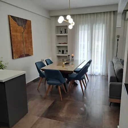 Centerstage1 Boutique - Hemisphere1 Stylish Daire *